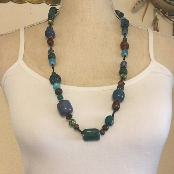 Victor Janson multi tone beaded necklace - Picture 3 of 8